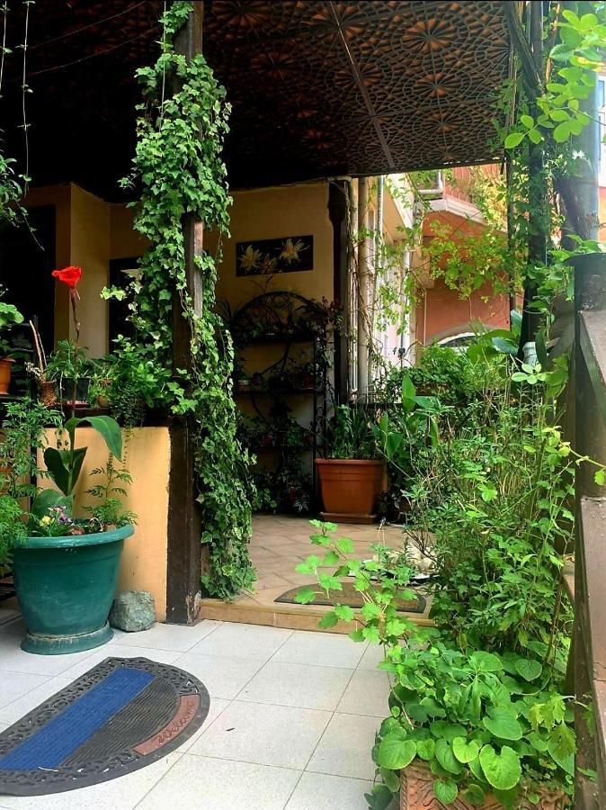Hotel Polonia Tbilisi House Exterior foto