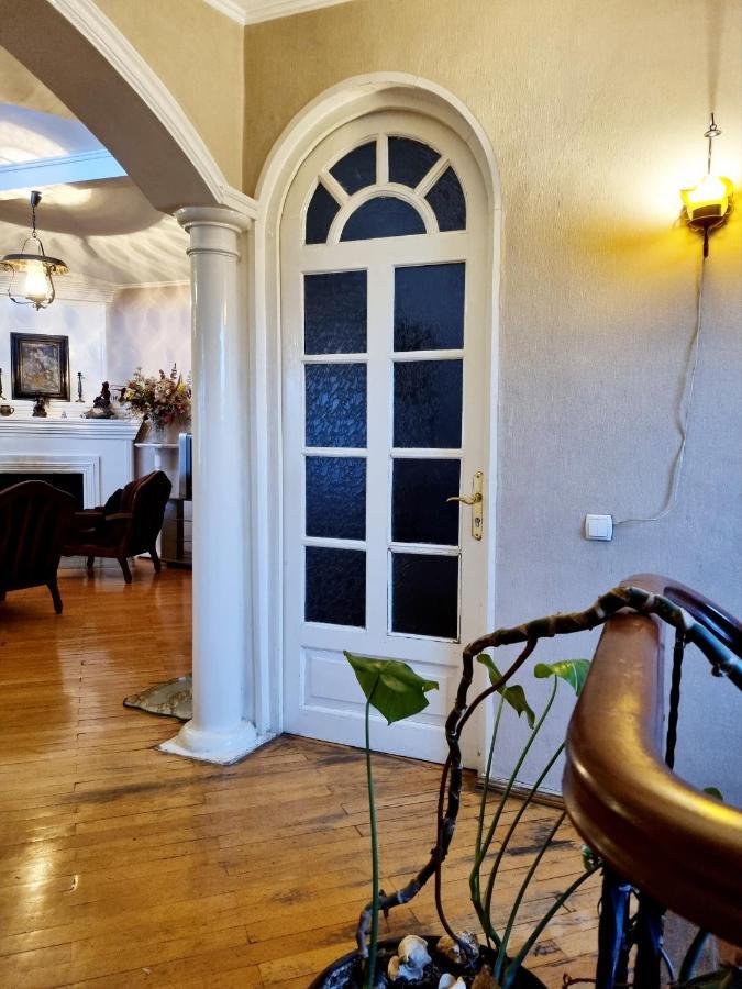 Hotel Polonia Tbilisi House Exterior foto
