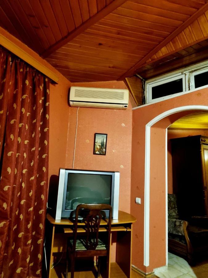 Hotel Polonia Tbilisi House Exterior foto